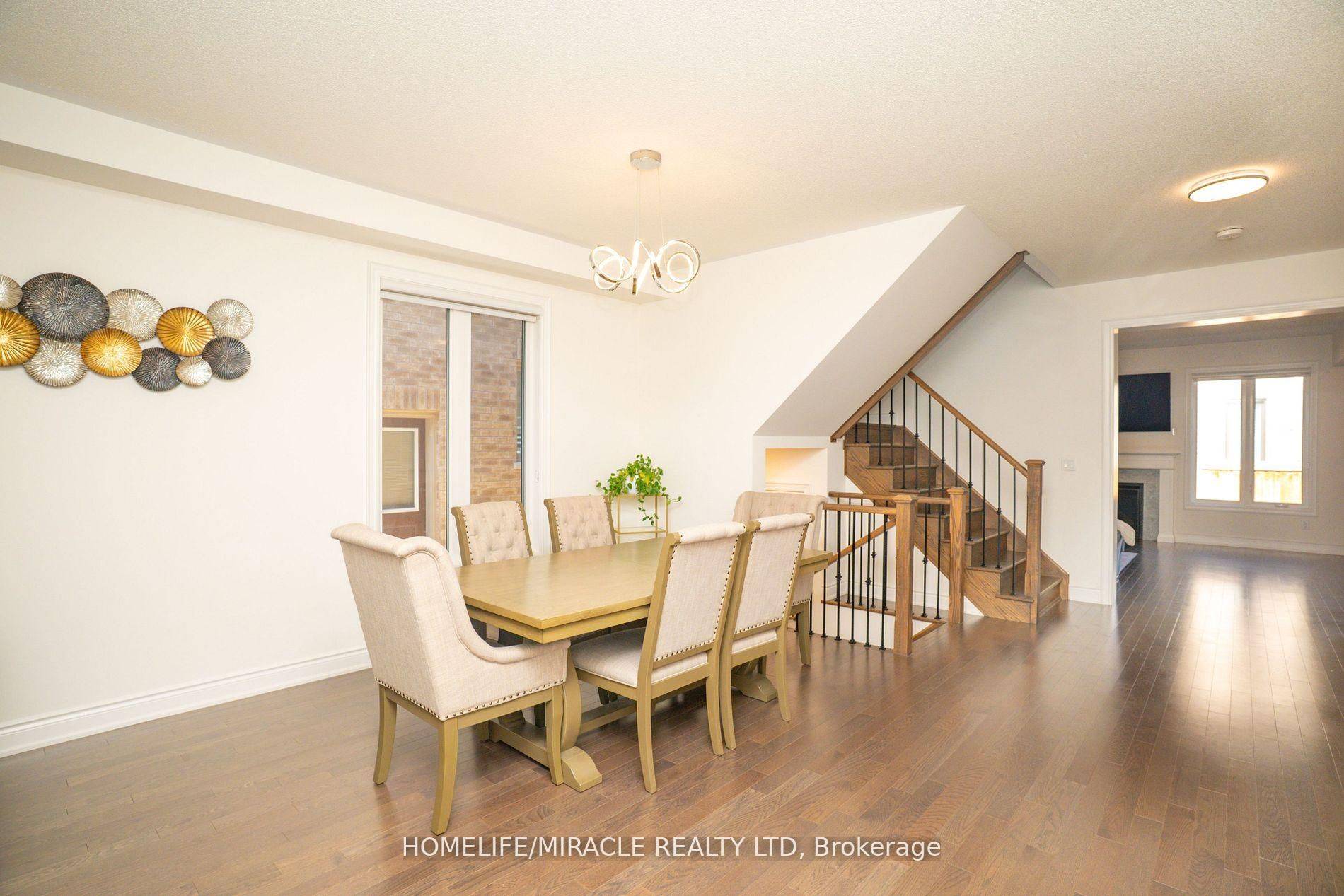 Brampton, ON L6Y 6J6,7 Kapikog ST