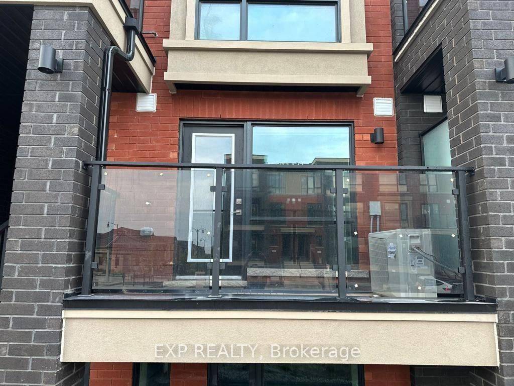 Brampton, ON L7A 5L2,165 Veterans DR #6