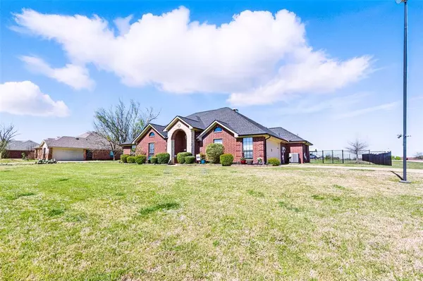 11144 Country Ridge Lane,  Forney,  TX 75126