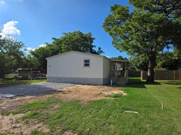 Pelican Bay, TX 76020,1208 Lindale Terrace
