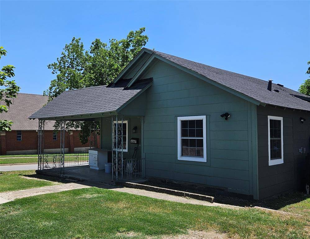 5301 Bonnell Avenue, Fort Worth, TX 76107
