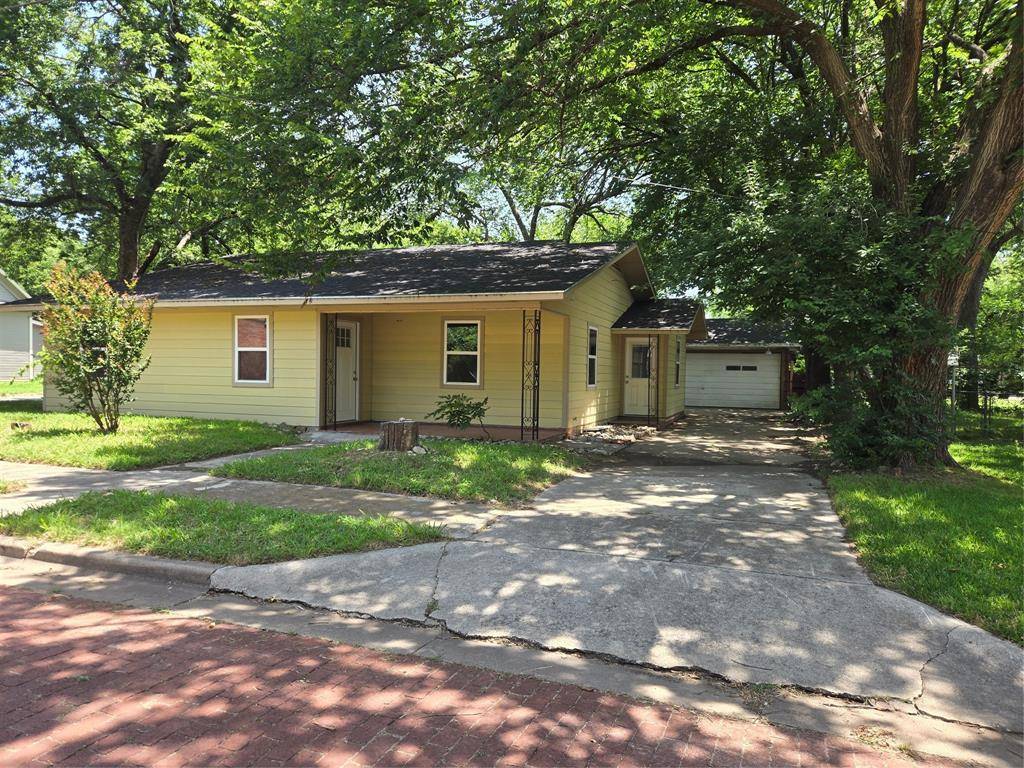 Gainesville, TX 76240,818 N Commerce Street