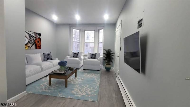 86 Stone St, Newark City, NJ 07104