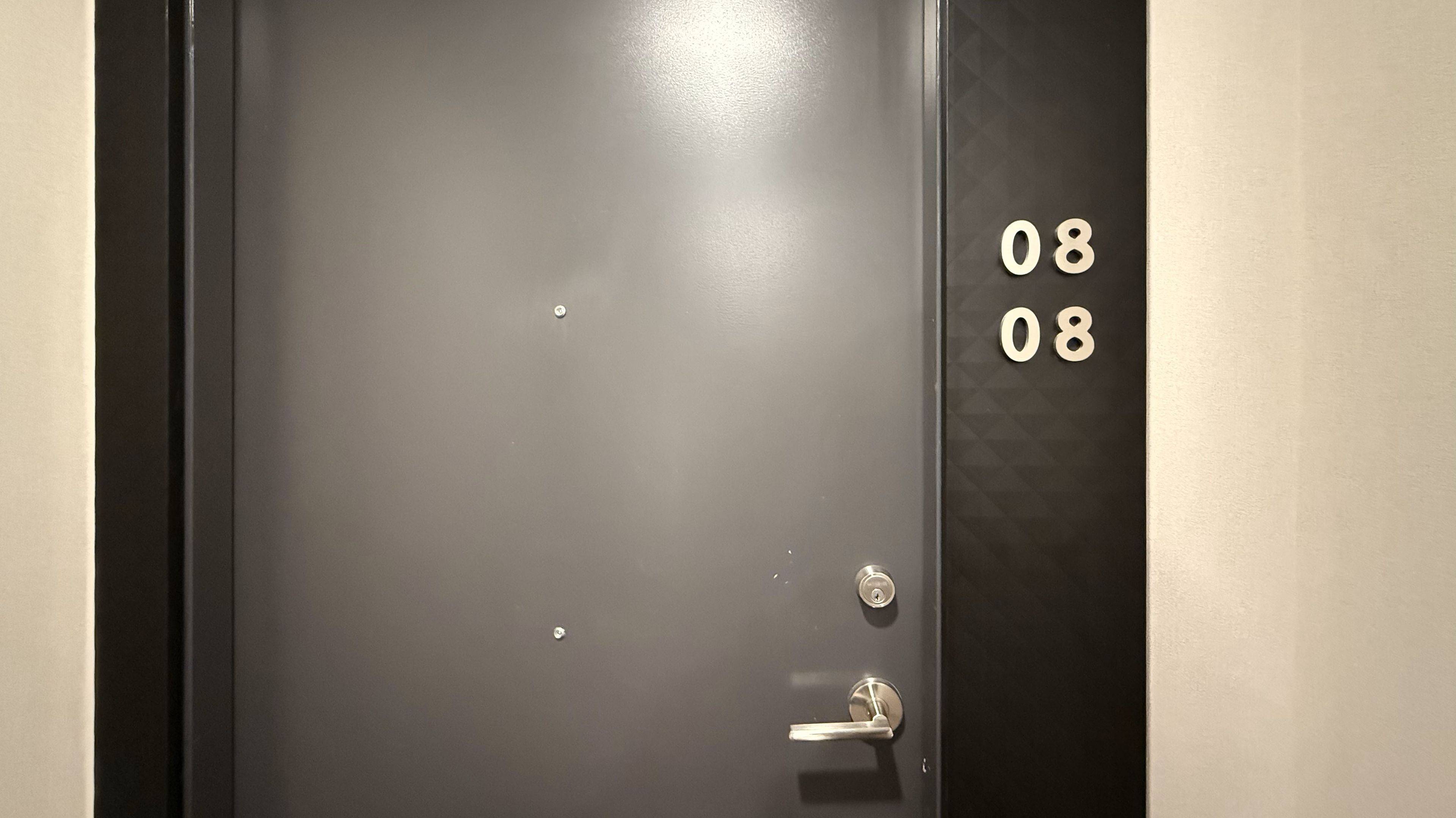 Toronto C01, ON M4Y 0J5,8 Wellesley ST W #808
