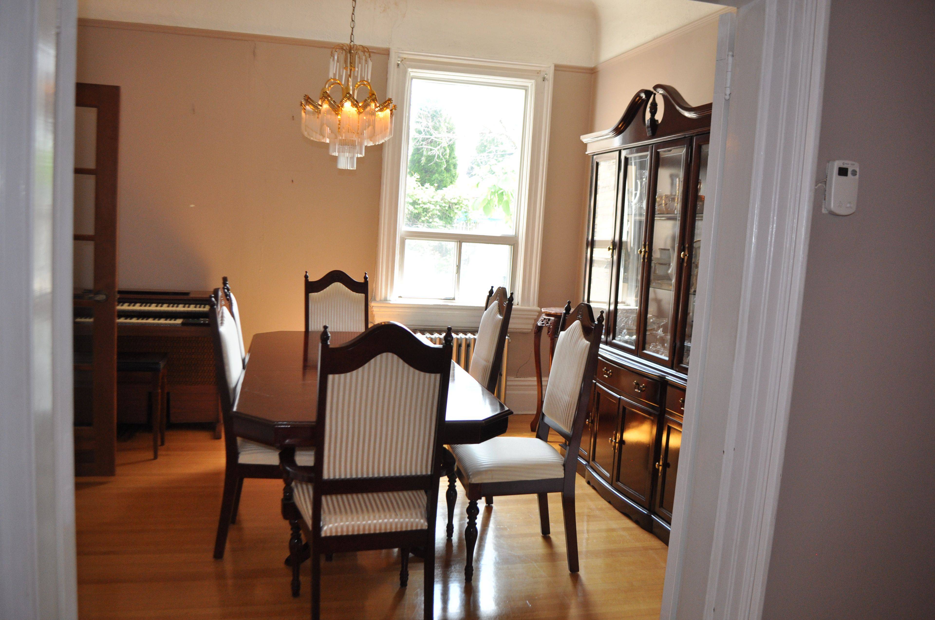 Toronto C01, ON M6J 3C5,131 Dovercourt RD