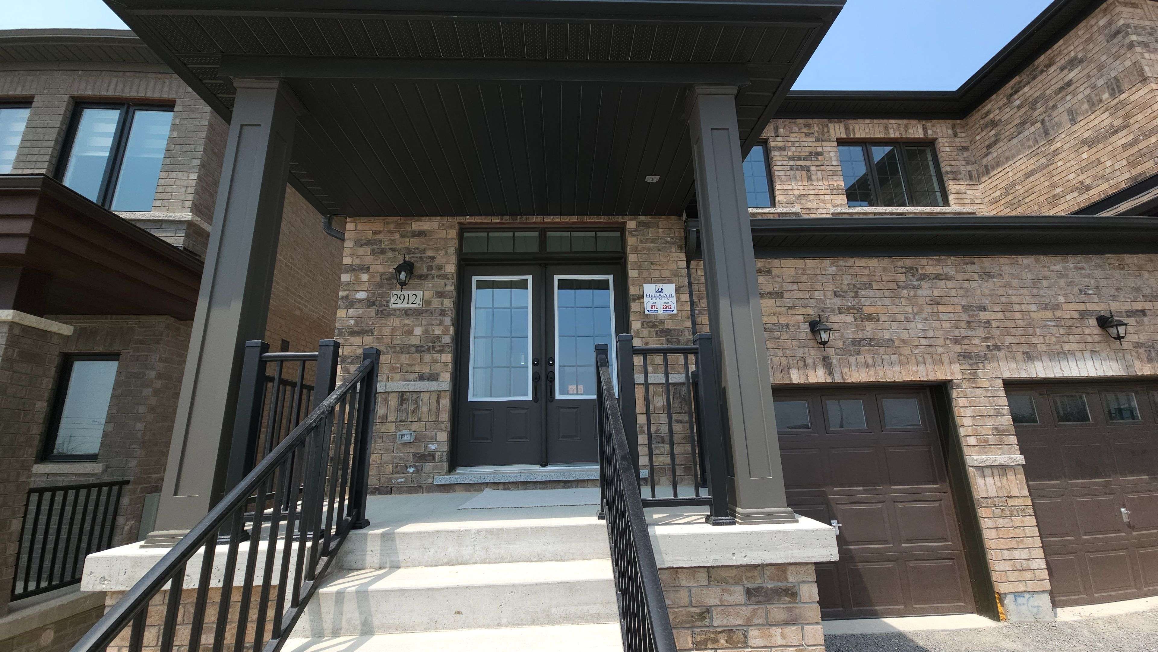 Pickering, ON L1V 2P8,2912 Starlight DR