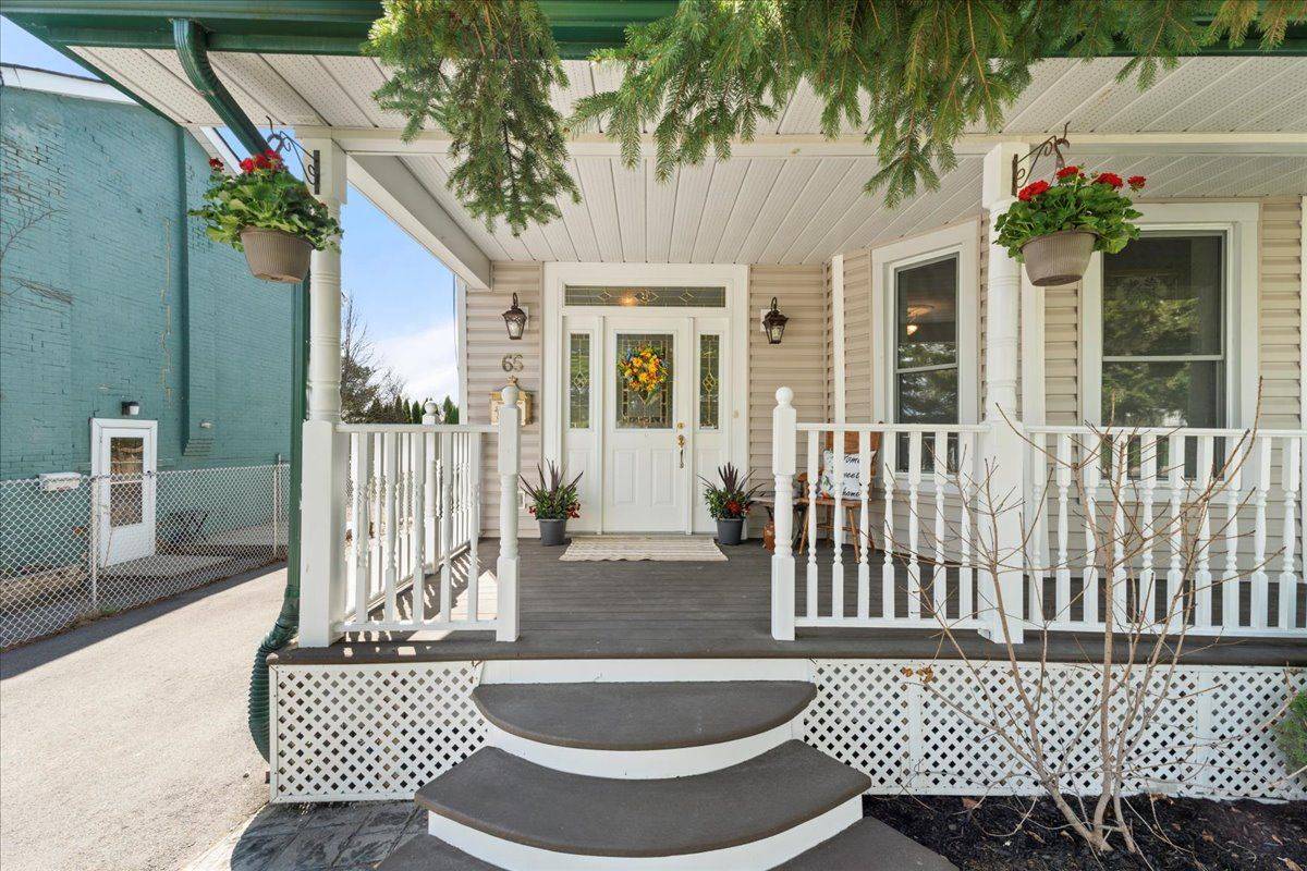 65 Donald ST, Belleville, ON K8P 2J2