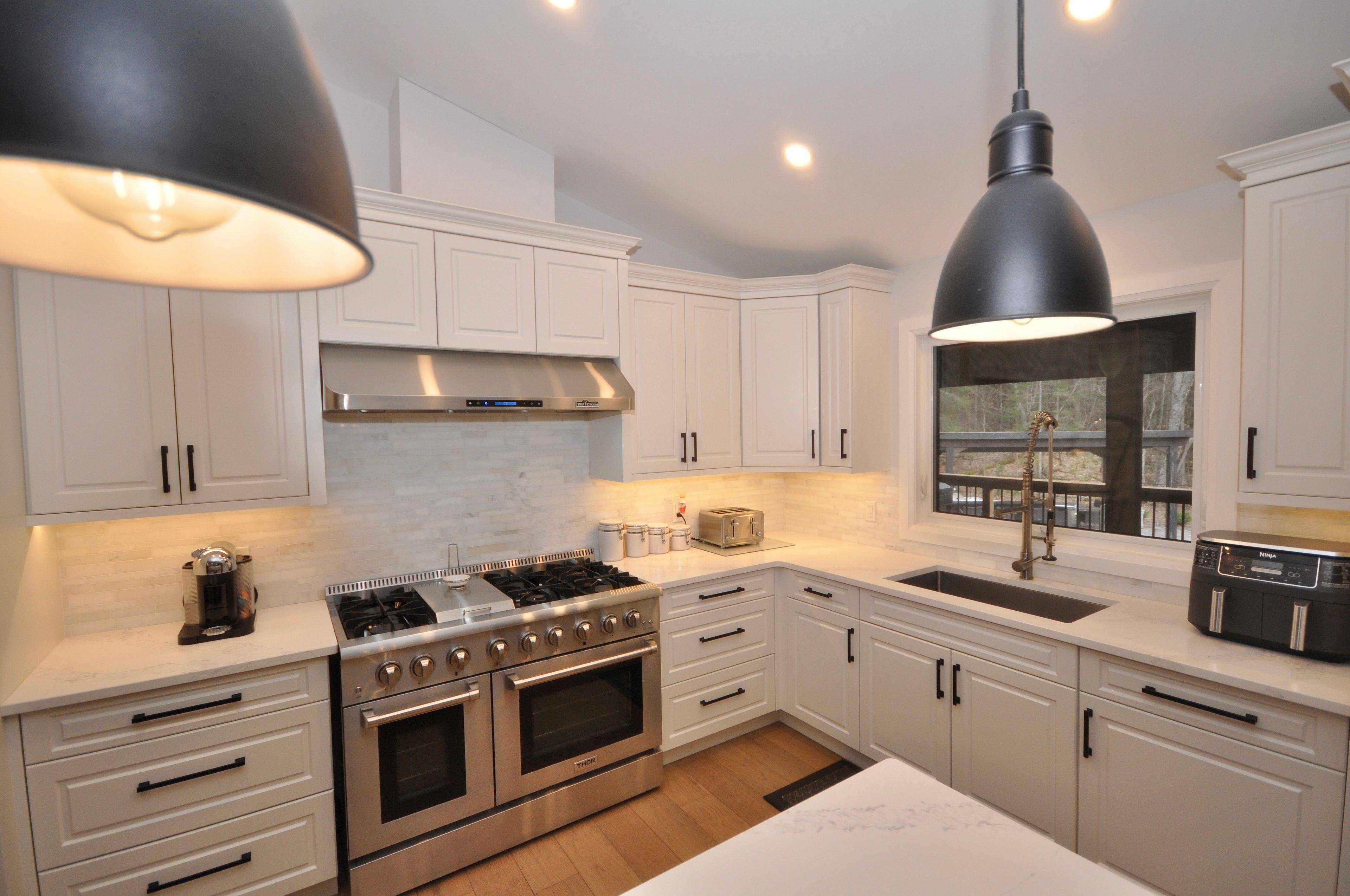 North Bay, ON P1B 8G2,135 Hillside Lake RD
