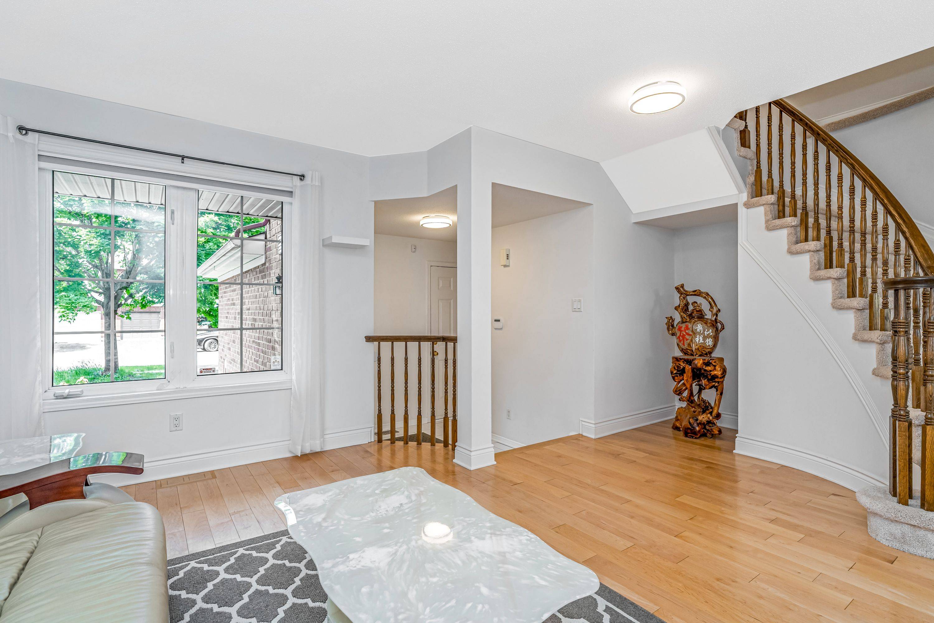 Carlington - Central Park, ON K2C 4C9,77 Scout ST S