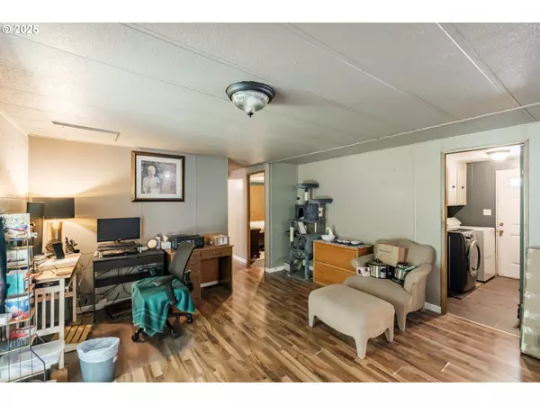 Lebanon, OR 97355,38129 WEIRICH DR