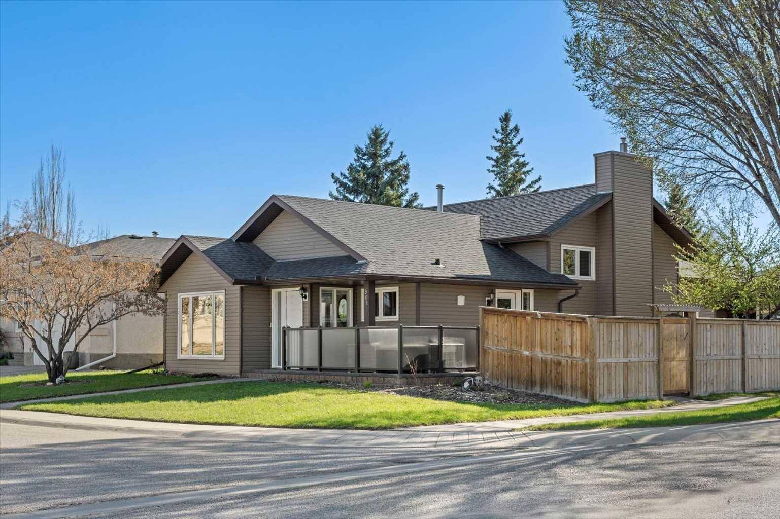 High River, AB T1V 1L8,901 16 ST Southeast