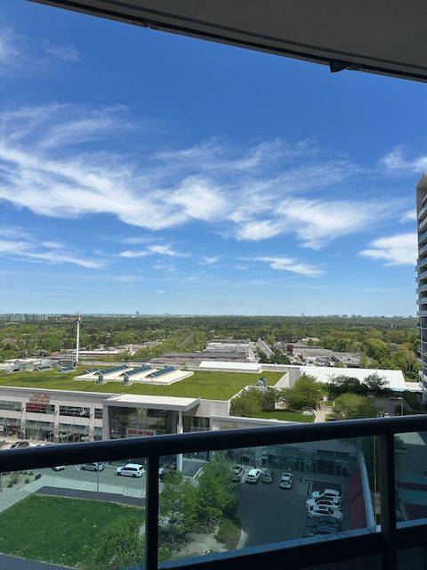 7171 Yonge ST #802, Markham, ON L3T 2A9