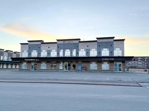Grande Prairie, AB T8V 8B9,9805 97 ST #200