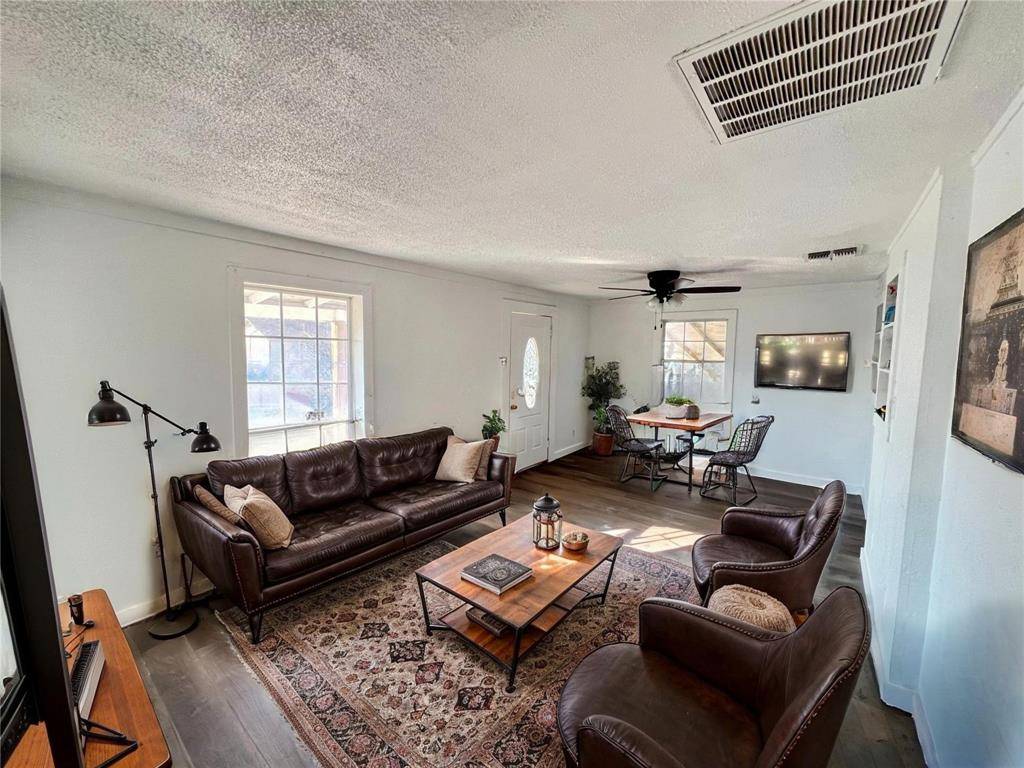 White Settlement, TX 76108,304 Lockwood Street