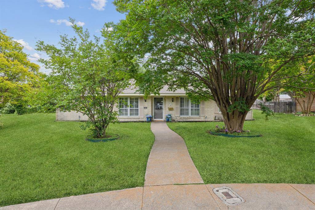 614 Willowbrook Circle, Duncanville, TX 75116