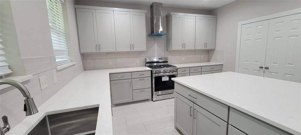 Wilmer, TX 75172,1305 Dewberry Drive