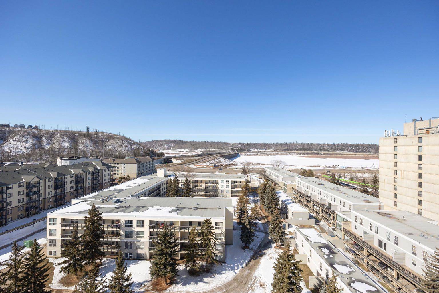 Fort Mcmurray, AB t9h4h1,11721 Macdonald DR #1208