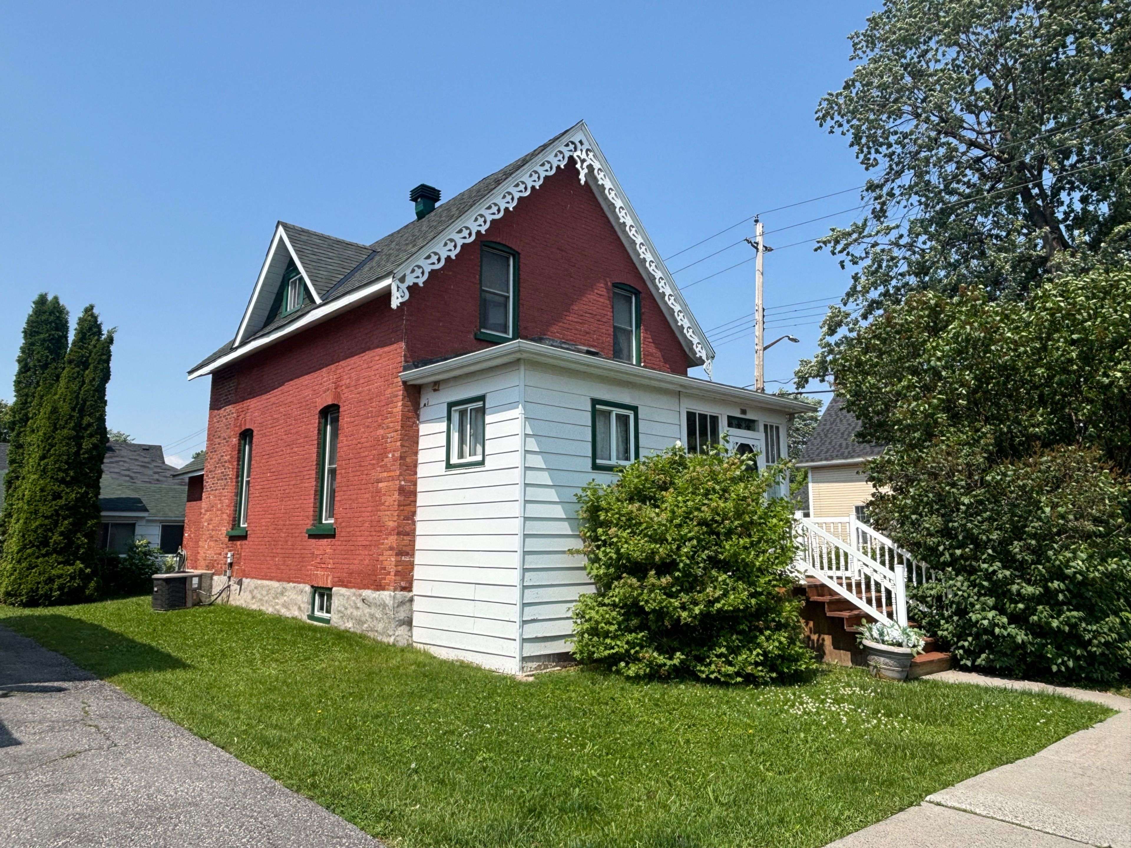 101 Seventh ST W, Cornwall, ON K6J 2Y1