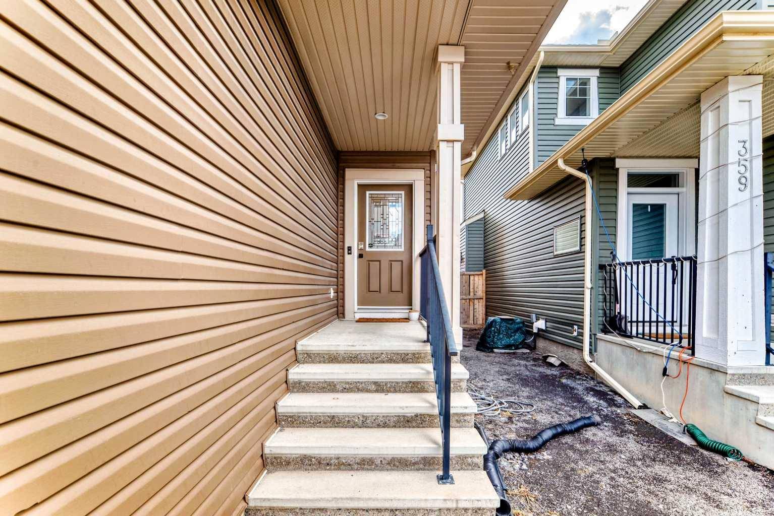 Calgary, AB T3P 0E2,363 EVANSPARK GDNS