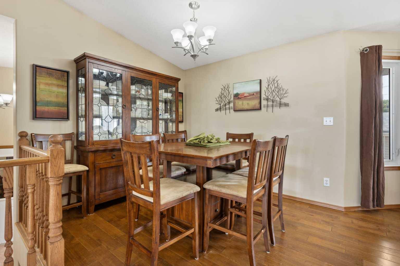 Forestburg, AB T0B 0H7,5416 46 AVE