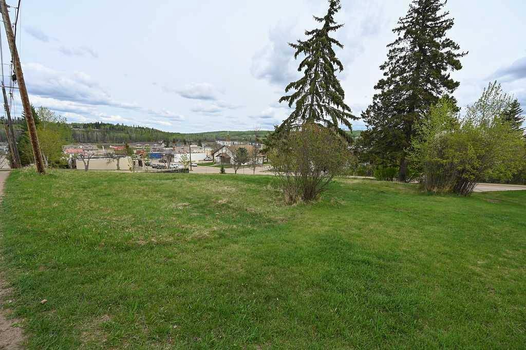 5106 49 AVE, Athabasca, AB T9S 1C4
