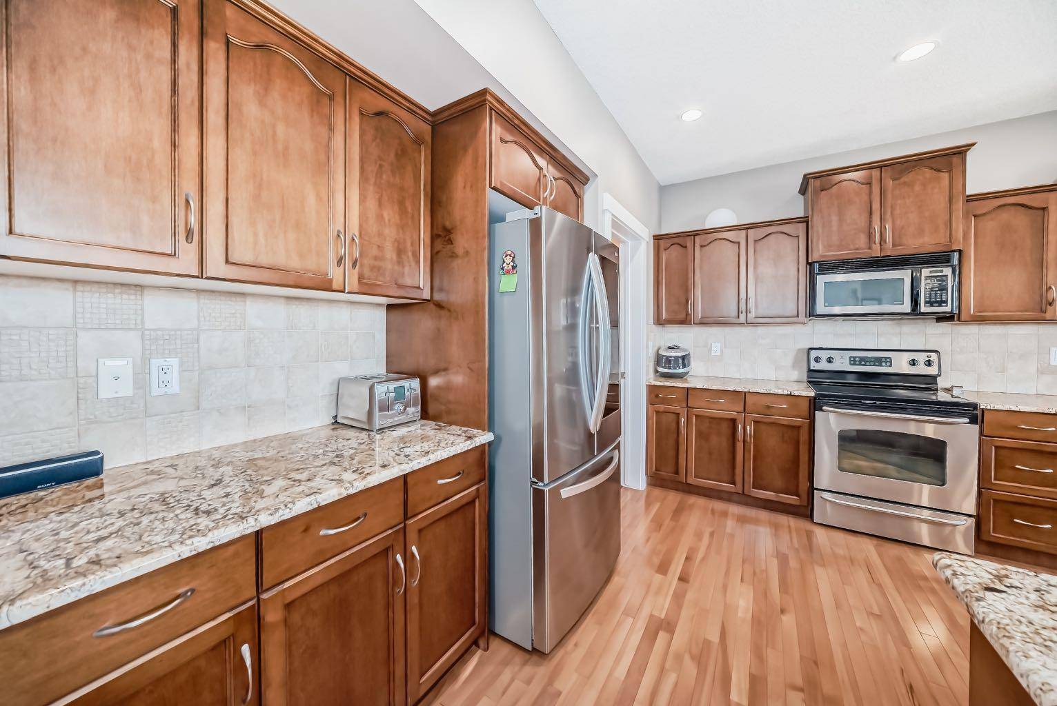 Airdrie, AB T4B 3M3,626 Coopers DR Southwest