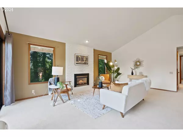 Tigard, OR 97224,15695 SW 114TH CT #4