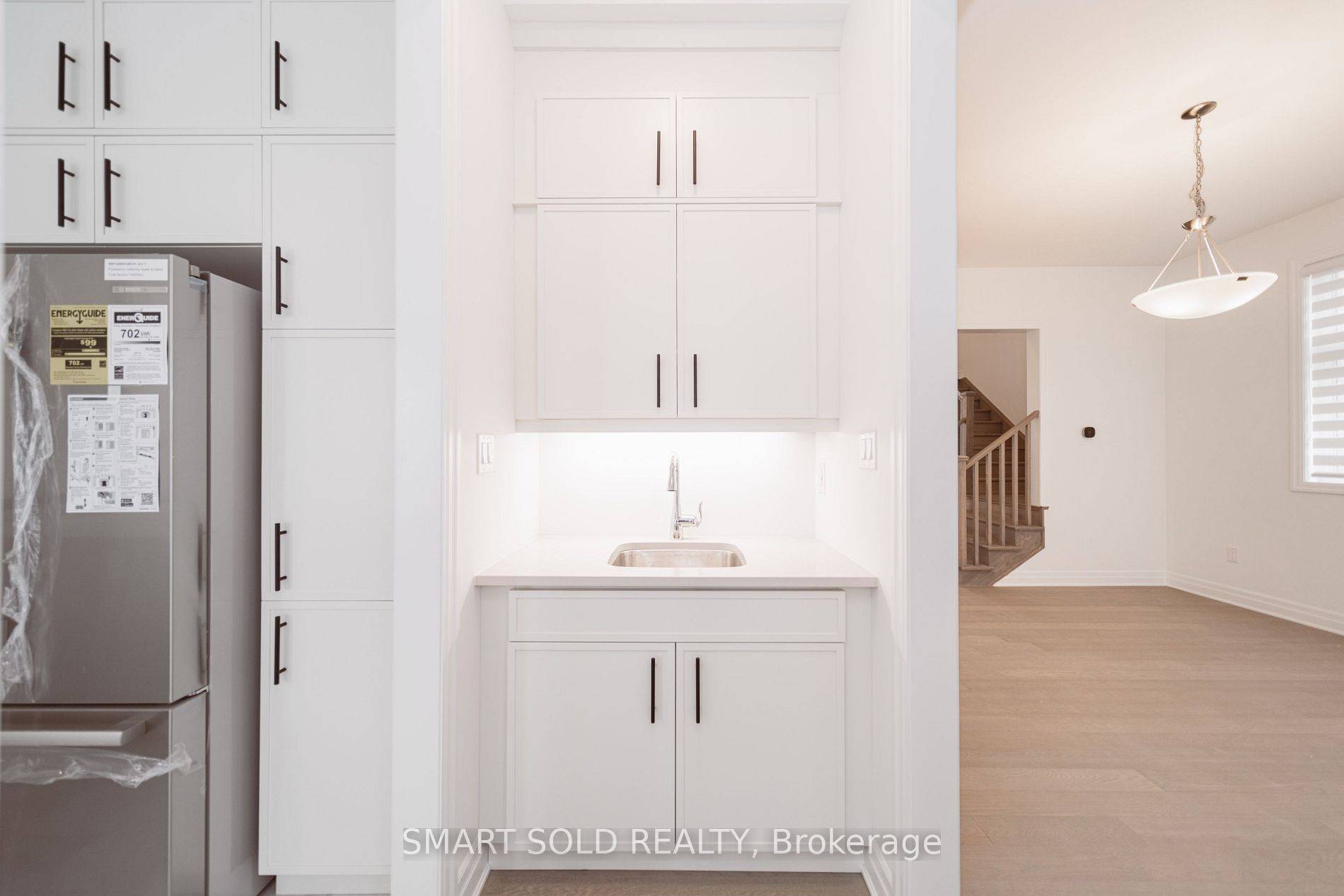 Markham, ON L6C 3M5,6 Azure DR