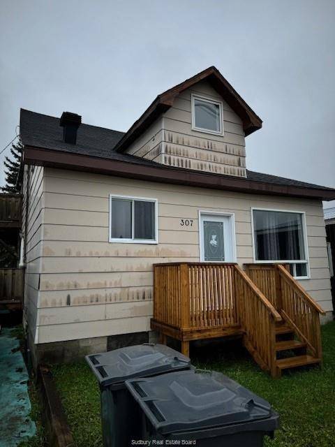 Iroquois Falls, ON P0K 1G0,307 Ambridge DR
