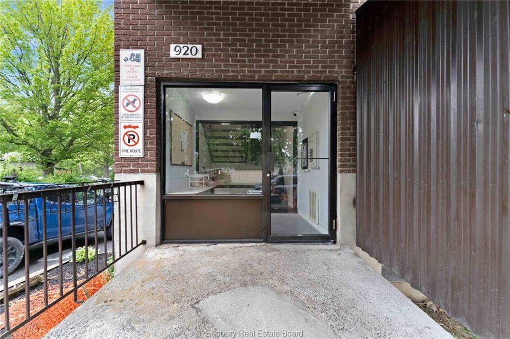 L'orignal, ON K0B 1K0,920 MARSTON ST
