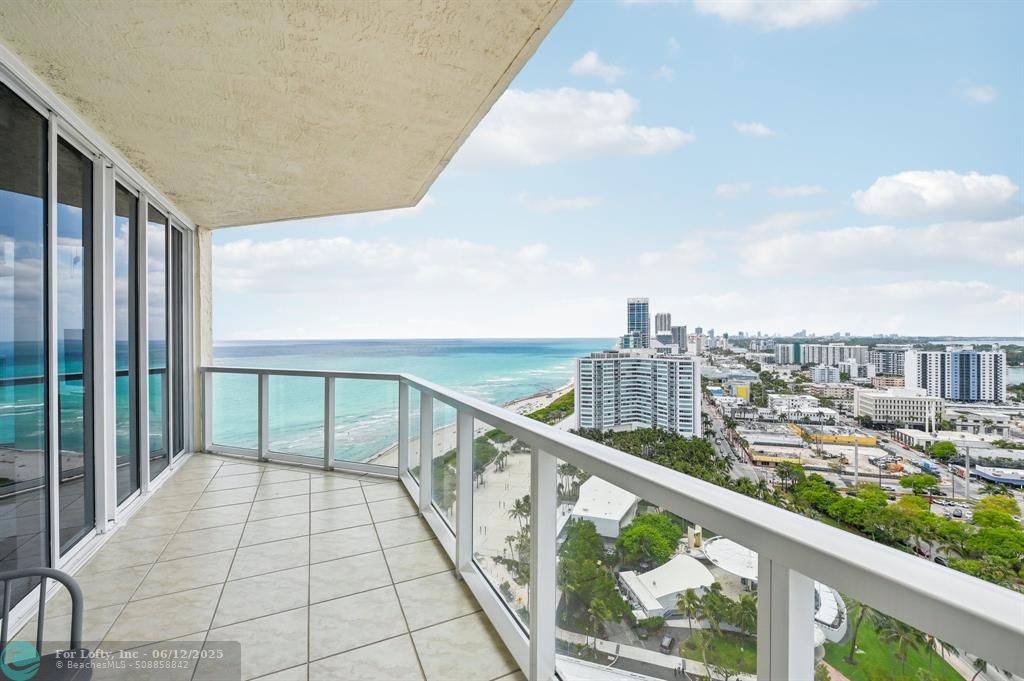 Miami Beach, FL 33141,7330 Ocean Terrace  #LPH-C