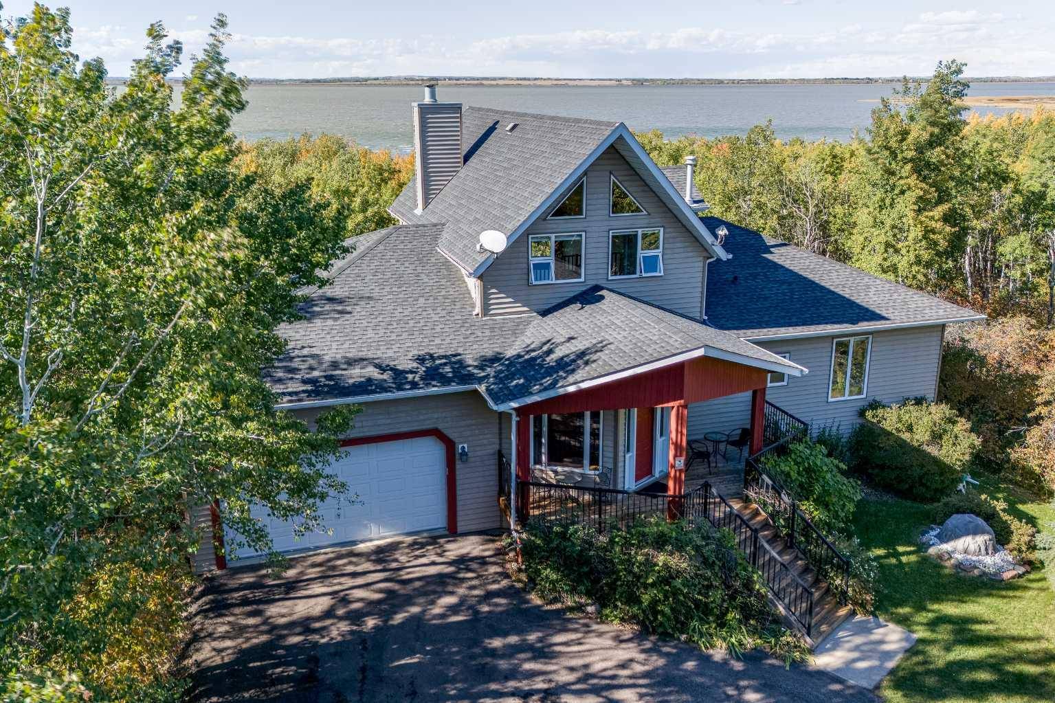 32 MacDonald DR,  Rural Stettler No. 6 County Of,  AB T0C 2L0