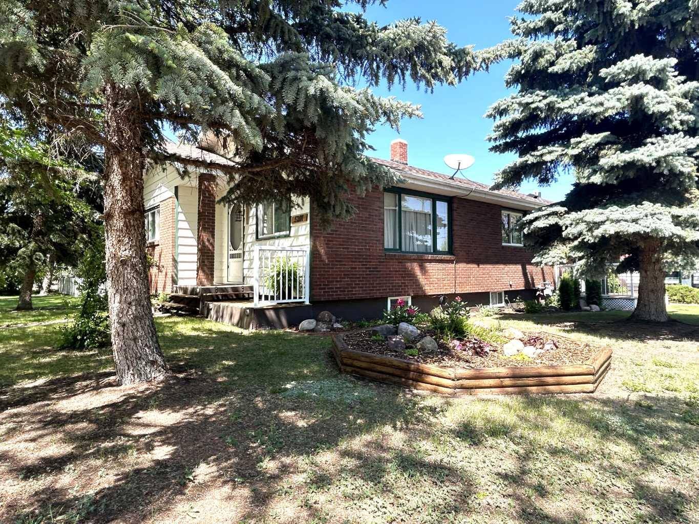 Forestburg, AB T0B 1N0,5201 49 AVE