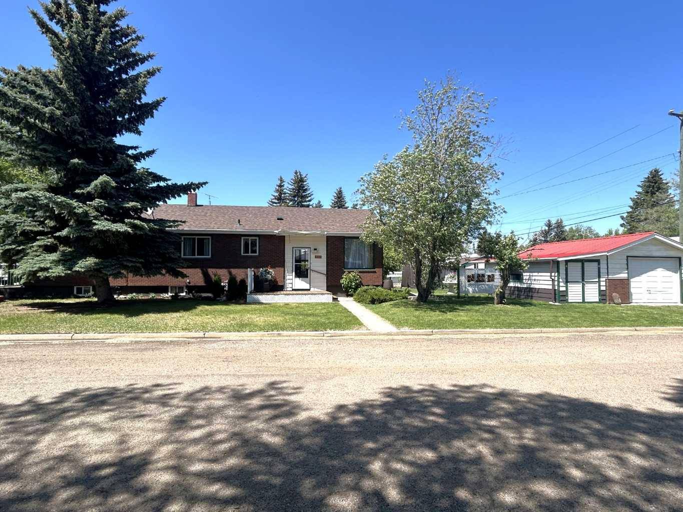 Forestburg, AB T0B 1N0,5201 49 AVE
