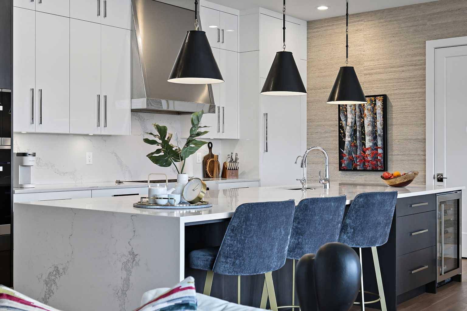 Calgary, AB T3M 2V7,23 Mahogany CIR SE #301
