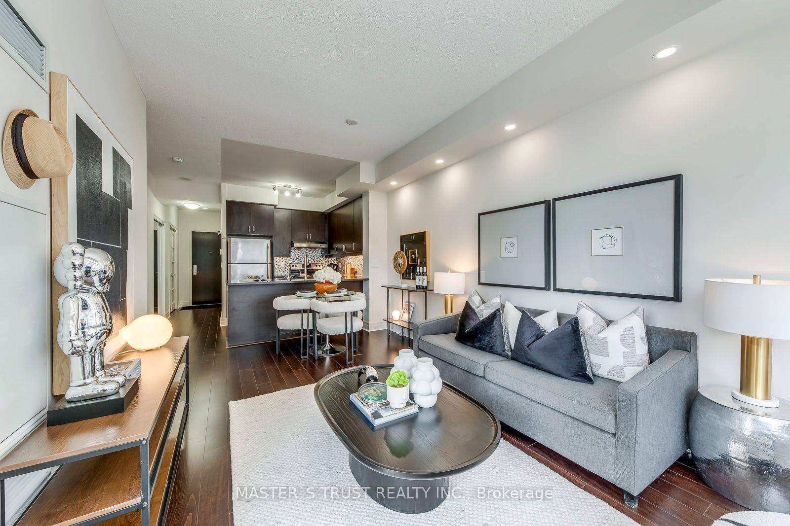 8110 Birchmount RD #513, Markham, ON L6G 0E3