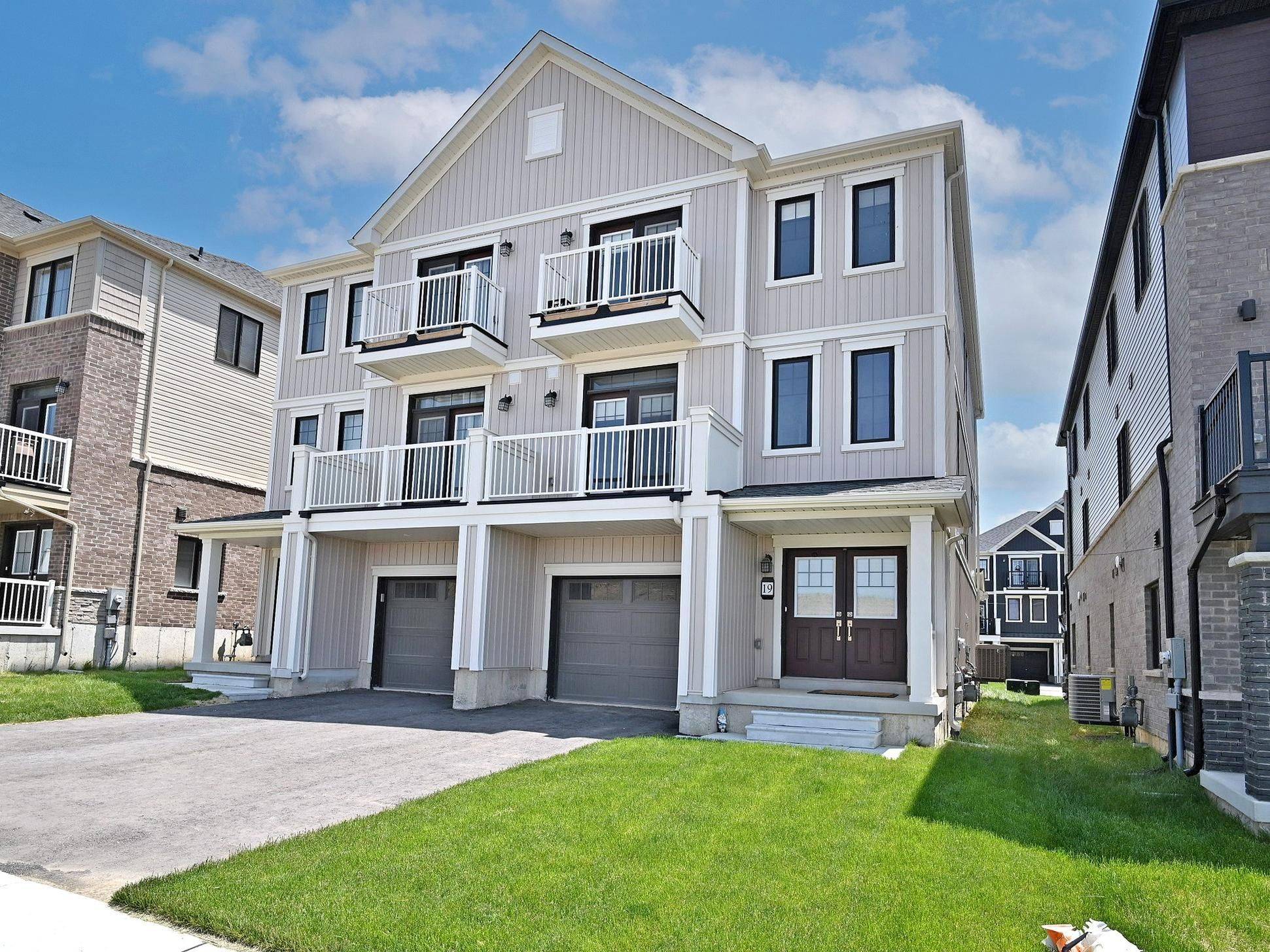 Haldimand, ON N3W 0J3,19 Central Market DR