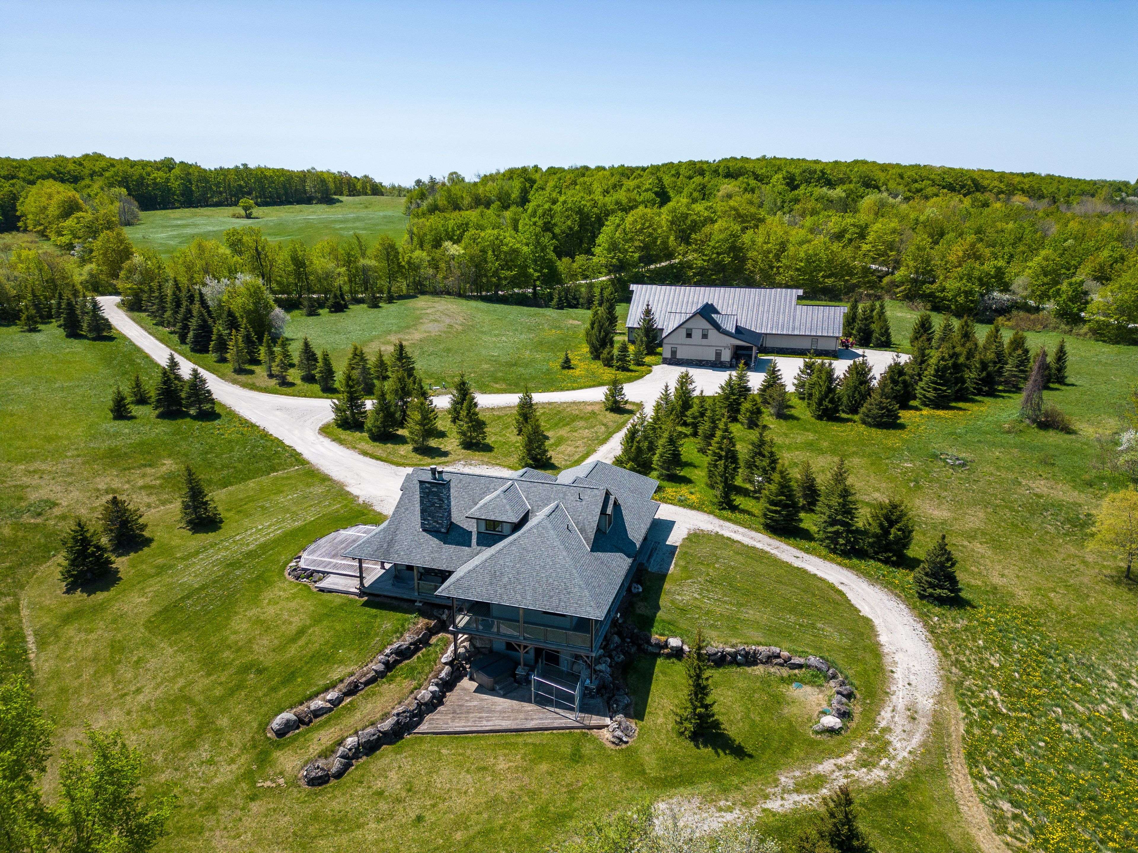 569593 Sideroad 6 Side Road, Blue Mountains, ON N0H 2E0