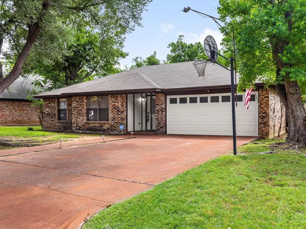 Crowley, TX 76036,709 Owens Drive