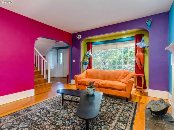 Portland, OR 97202,3843 SE 41ST AVE SE
