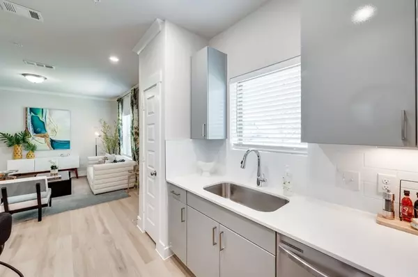 571 LLOYDS ROAD #613B, Little Elm, TX 75068