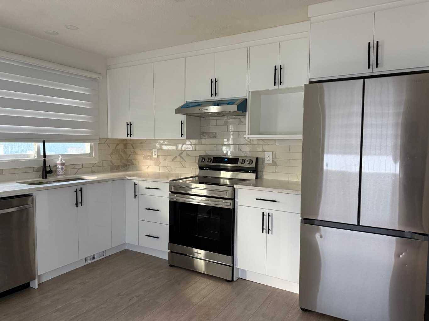 Calgary, AB T2A 4C4,5616 Maidstone CRES NE