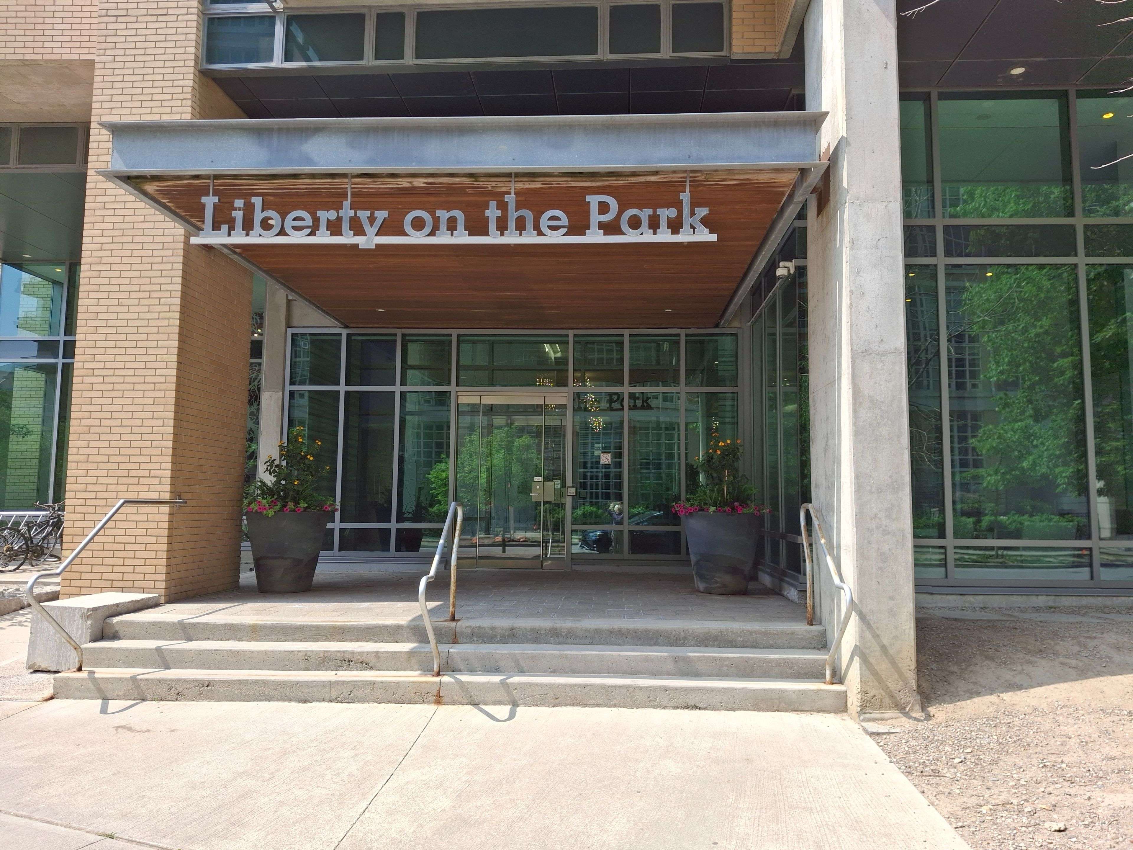 Toronto C01, ON M6K 3R6,69 Lynn Williams ST #405
