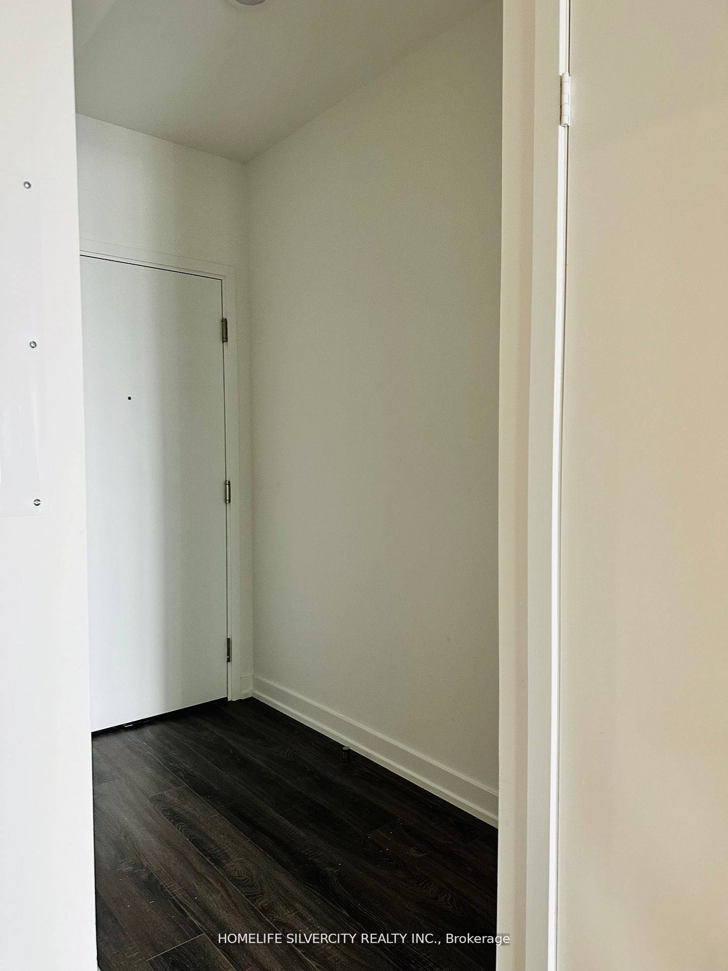 Toronto C01, ON M5G 1C9,20 Edward ST #1318