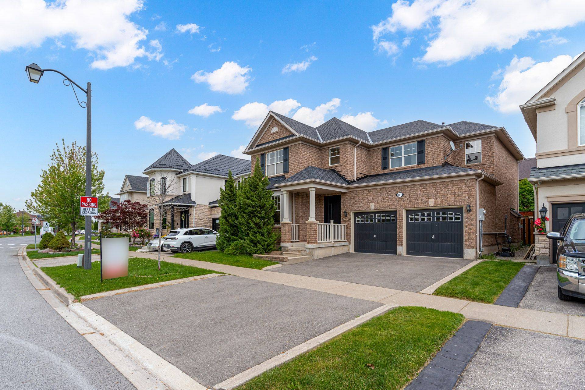 Milton, ON L9T 0E5,854 Yates DR