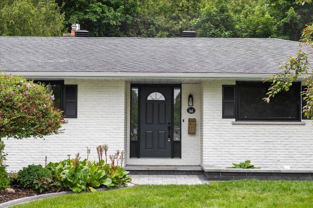 Stittsville - Munster - Richmond, ON K2S 0S2,36 Beverly ST