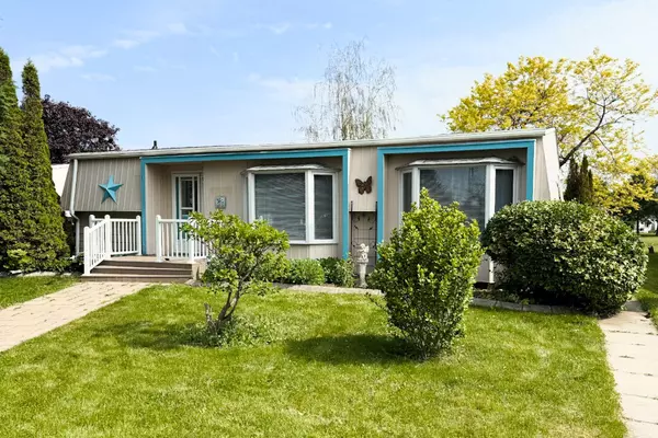 52 Fairway DR, Clarington, ON L1B 1B3