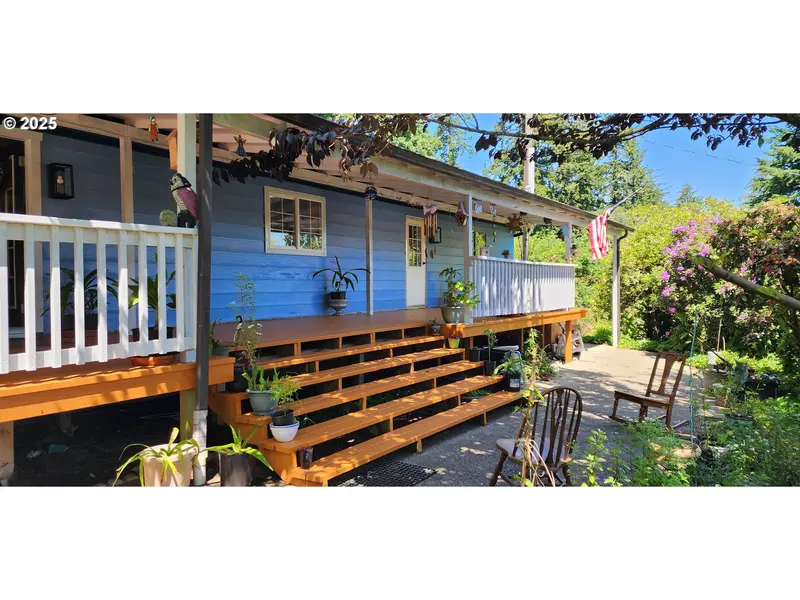 93534 SUNNYVALE LN, Coos Bay, OR 97420