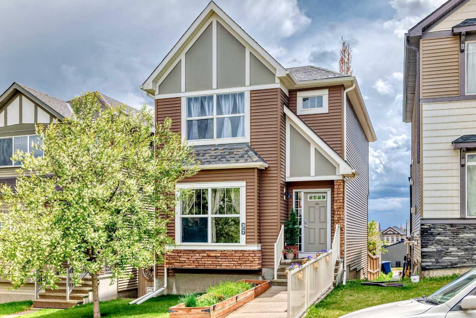 37 Sage Bank Link Northwest, Calgary, AB T3R 0K1