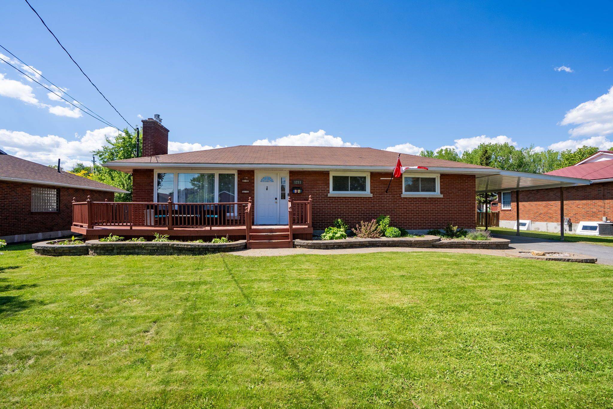 1211 Princess ST, Cornwall, ON K6J 1S2